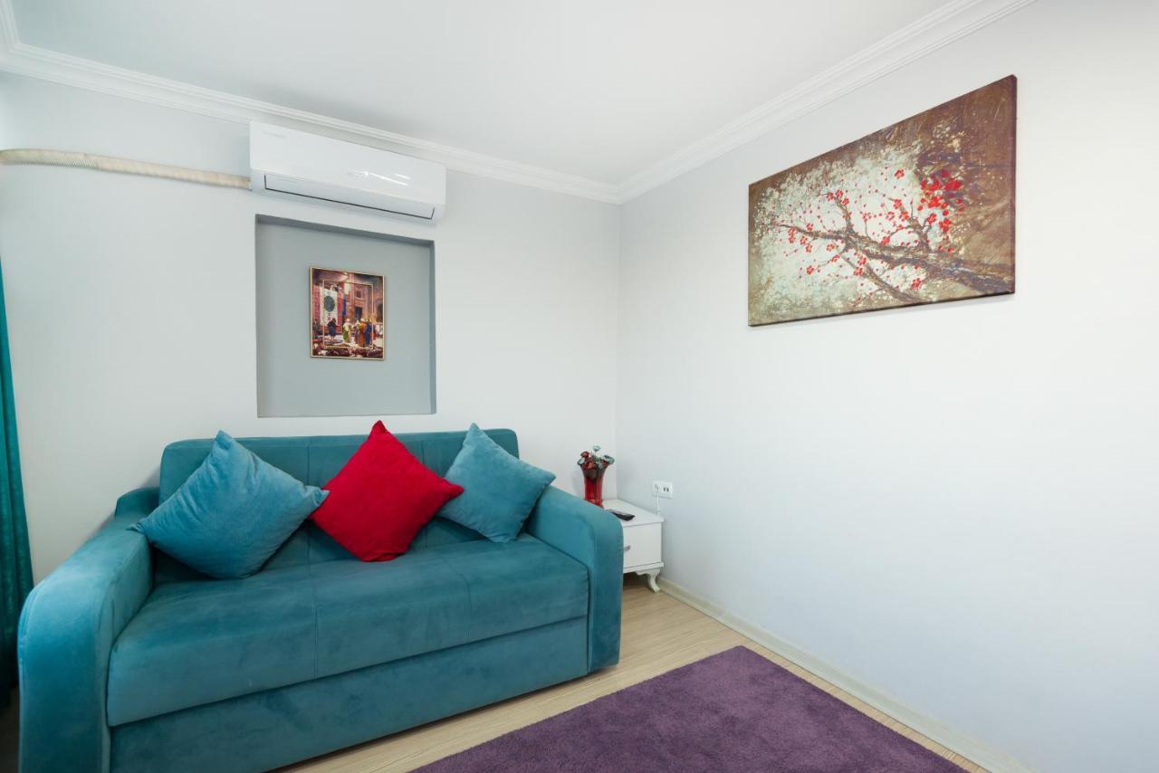 House Aparthotel 2*
